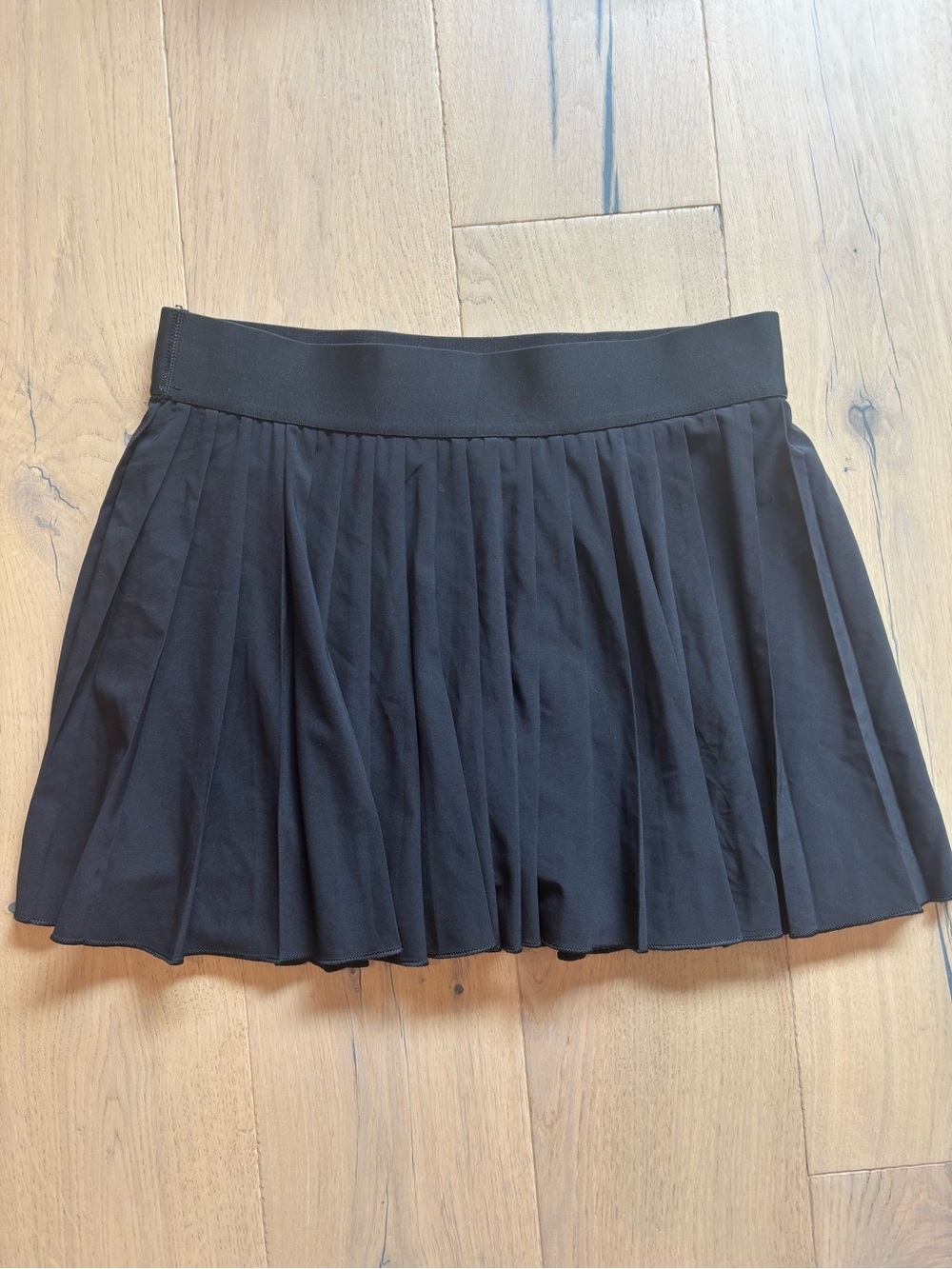 Like new Aritizia TNA action tennis skirt